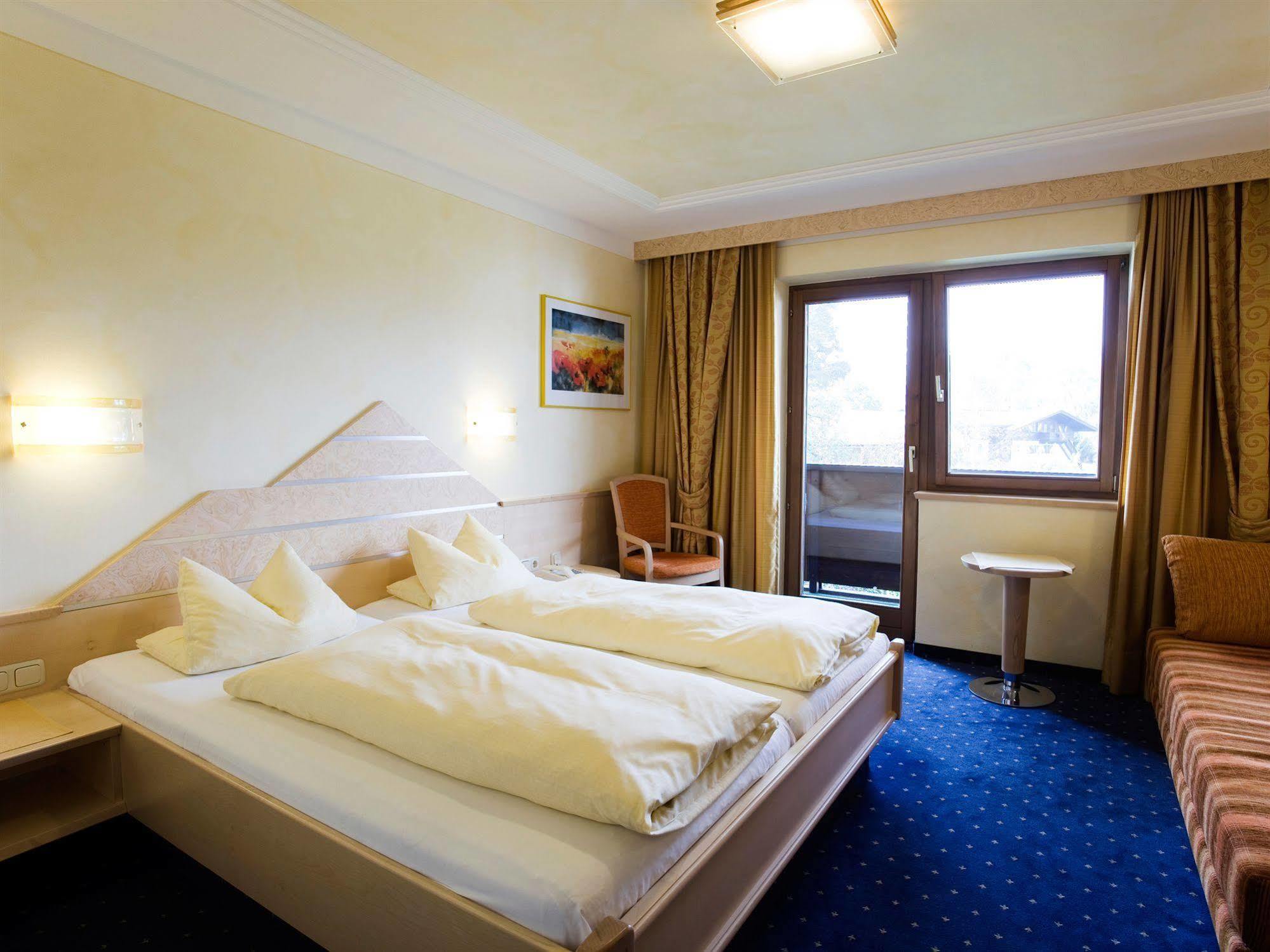 Erlebnishotel Kitzbuehler Horn Oberndorf in Tirol Εξωτερικό φωτογραφία